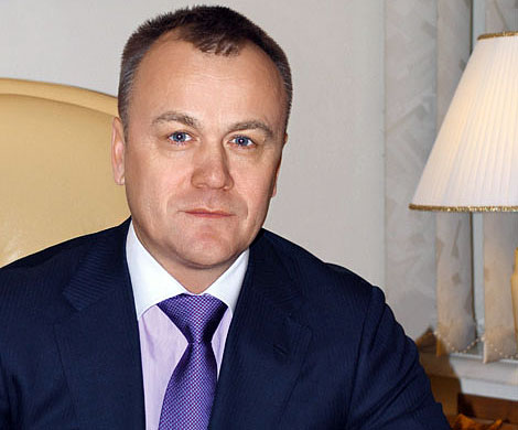 Слуга скольки господ?