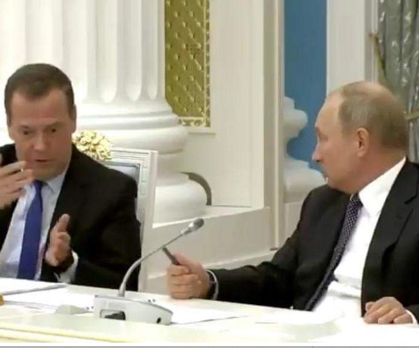 У Путина проблемы со здоровьем?: соцсети поставили президенту диагноз