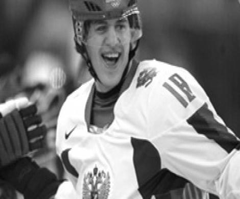 Евгений Малкин признан лучшим новичком сезона в НХЛ!