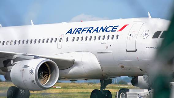 Авиакомпания Air France-KLM призвала США снять ограничения на въезд для европейцев