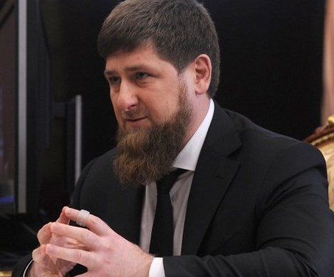 «Капельницы ставили всего два дня»: Кадыров рассказал о причинах снятия с себя обязанностей главы Чечни