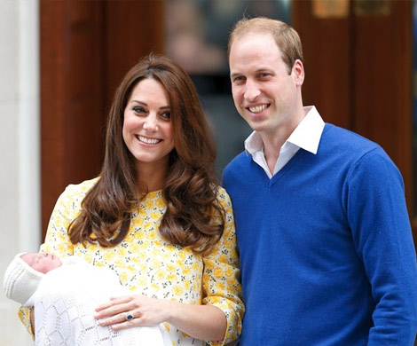 Кейт Мидлтон и принц Уильям представили новорожденную дочь всему миру