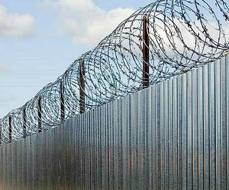 Македония строит забор на греческой границе