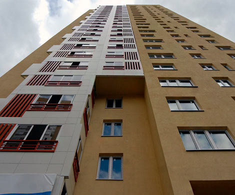 На юго-востоке Москвы ребёнок выпал из окна квартиры на пятом этаже
