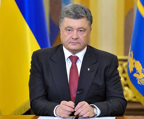 «Офшорный Петро»: как США «сливают» украинского президента Порошенко