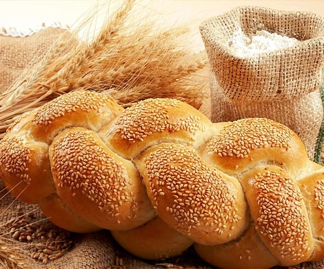 Определена опасная для талии дневная порция белого хлеба