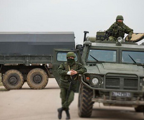 Шойгу отрицает присутствие российских войск в Крыму 