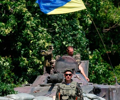 Киев не стал вводить военное положение