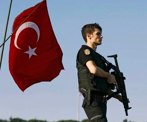 Турция угрожает США 