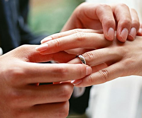 Ученые рассказали о влиянии брака на жизнь и здоровье человека 