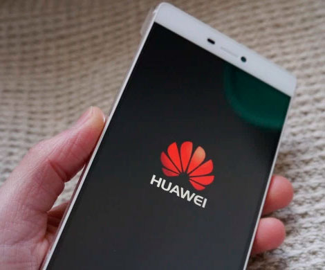 Вашингтон обвинил Huawei в мошенничестве и шпионаже
