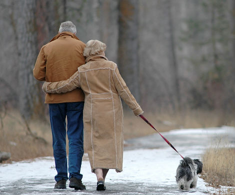 Характер походки указывает на риск болезни Альцгеймера