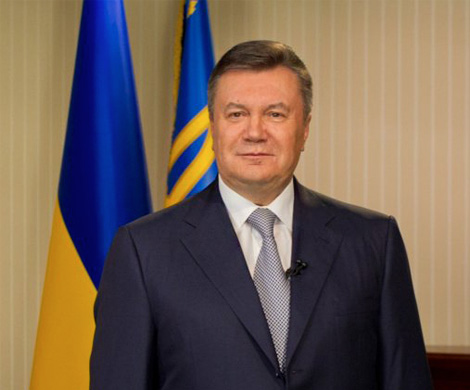 Янукович проявился обращением