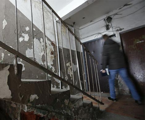 24-летнего курянина днем зарезали в подъезде собственного дома