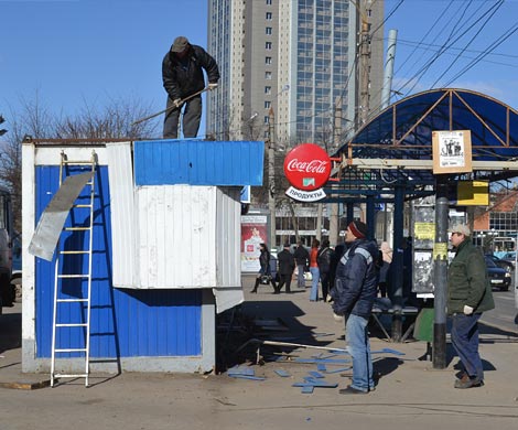 Раз, два, три! Уличная торговля - замри!