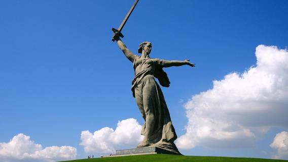 80 лет назад над Сталинградом взошло солнце Победы