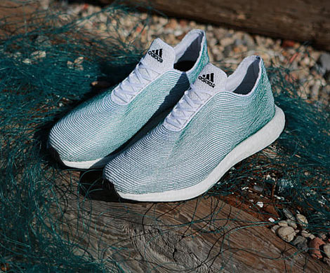 Adidas разработал коллекцию спортивной обуви из океанического мусора