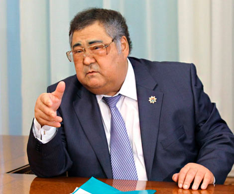Администрация Кемеровской области опровергает отставку Тулеева 