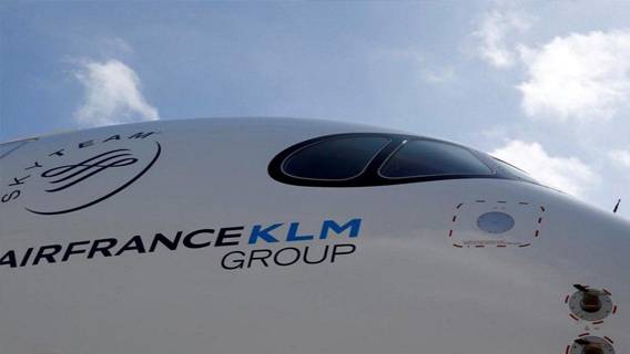 Акции Air France-KLM упали более чем на 10% после объявления компании об эмиссии облигаций
