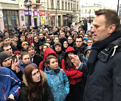 Акции Навального: пиар на тройку