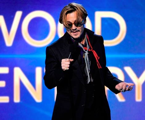 Актер Джонни Депп стал героем скандала на церемонии Hollywood Film Awards