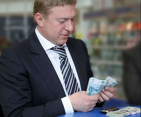 Александр Ярошук зарабатывает на второе поместье в Каннах