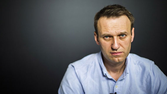 Алексей Навальный вынужден ликвидировать НКО по отмыванию денег из-за Пригожина