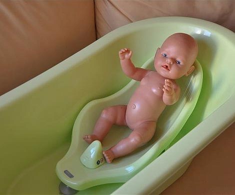 Американские медики не считают необходимым ежедневное купание ребенка 