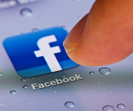 Американские сенаторы изучат скупку российскими аккаунтами рекламы в Facebook