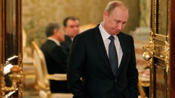 Андрей Караулов: есть группа людей, приготовившая Путину замену