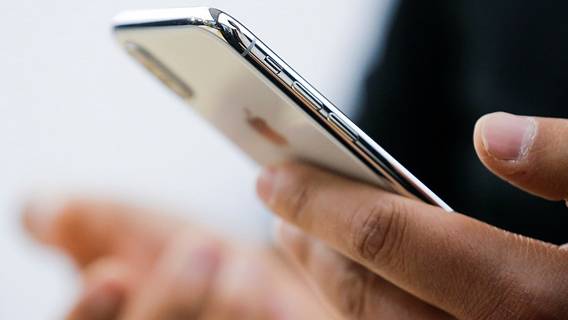 Apple отчиталась о рекордной прибыли на фоне высоких продаж iPhone