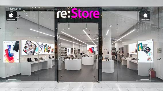 Apple временно закрывает ряд своих магазинов в России