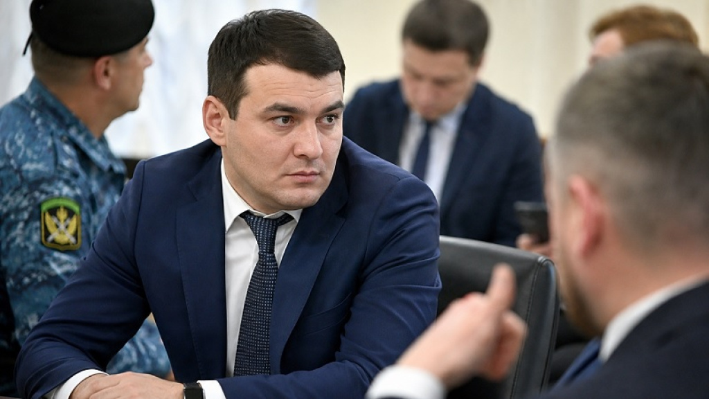 Арестовали Мавлиева, позвали Шарипова: что происходит с властью в Уфе