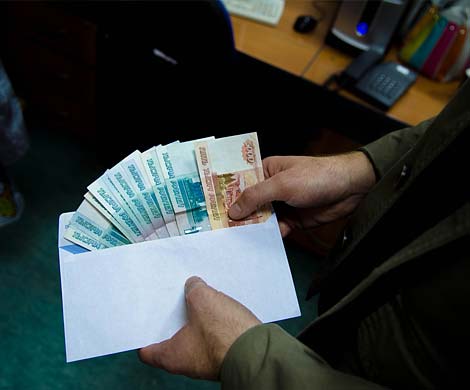 Арестованному накануне чиновнику Минобороны предъявлено обвинение во взятке