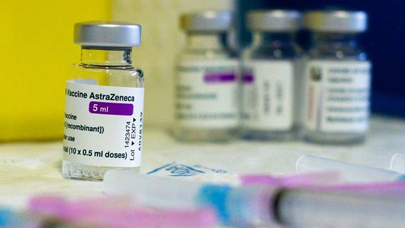 AstraZeneca может отказаться от производства вакцин против Covid-19