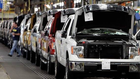 Автомобильная промышленность США показывает признаки восстановления в третьем квартале