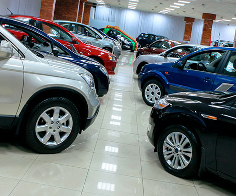 Автосалоны повысили цены на машины на 5%
