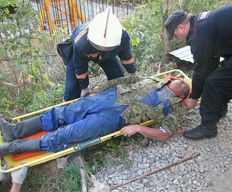 Бетонный блок упал на рабочего на стройке в Новосибирске