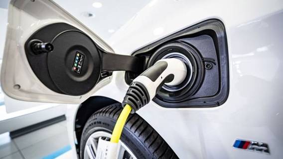 BMW увеличит число зарядных станций для электромобилей в Китае до 360 тыс.