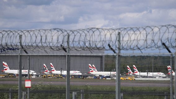 British Airways распродаст свою коллекцию произведений искусства из-за кризиса