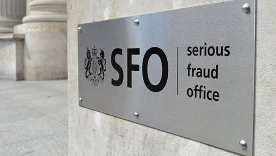 Бюро по борьбе с мошенничеством Великобритании обвинило трех человек в крахе фонда на сумму £100 млн