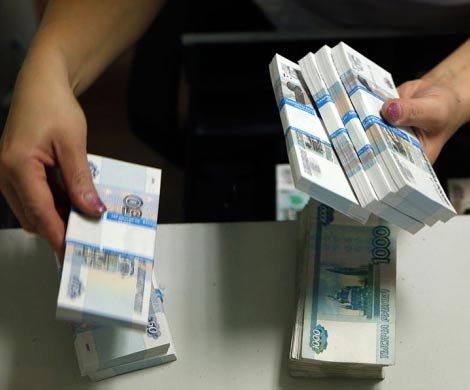 ЦБ снова надавил на рубль