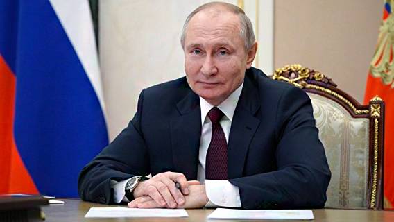 Чем год уходящий нам запомнится?