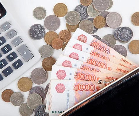 Чиновники из Генпрокуратуры зарабатывают меньше своих жен