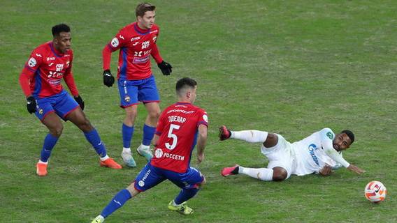 ЦСКА притормозил чемпиона, а «Оренбург» - обладателя Кубка