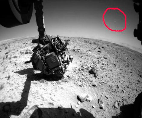 Curiosity заснял астероиды в ночном небе Марса 