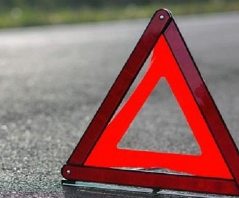Datsun разорвало пополам в ДТП в Оренбурге