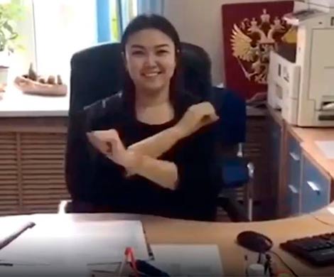 Депутаты Басманного округа станцевали под Skibidi