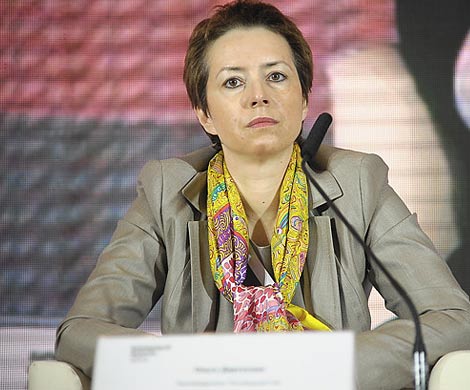 Дергуновой отставка не грозит