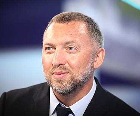 Дерипаска купил аэропорт Красноярска
